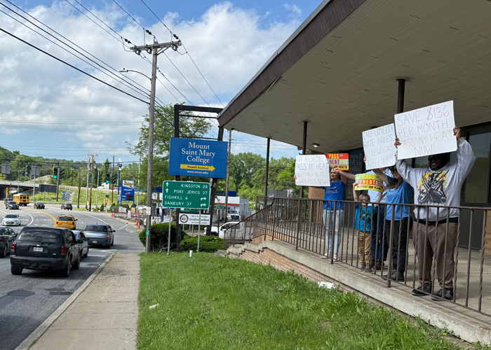 Mid Hudson News – Residents put the heat on legislators to pass the HEAT Act